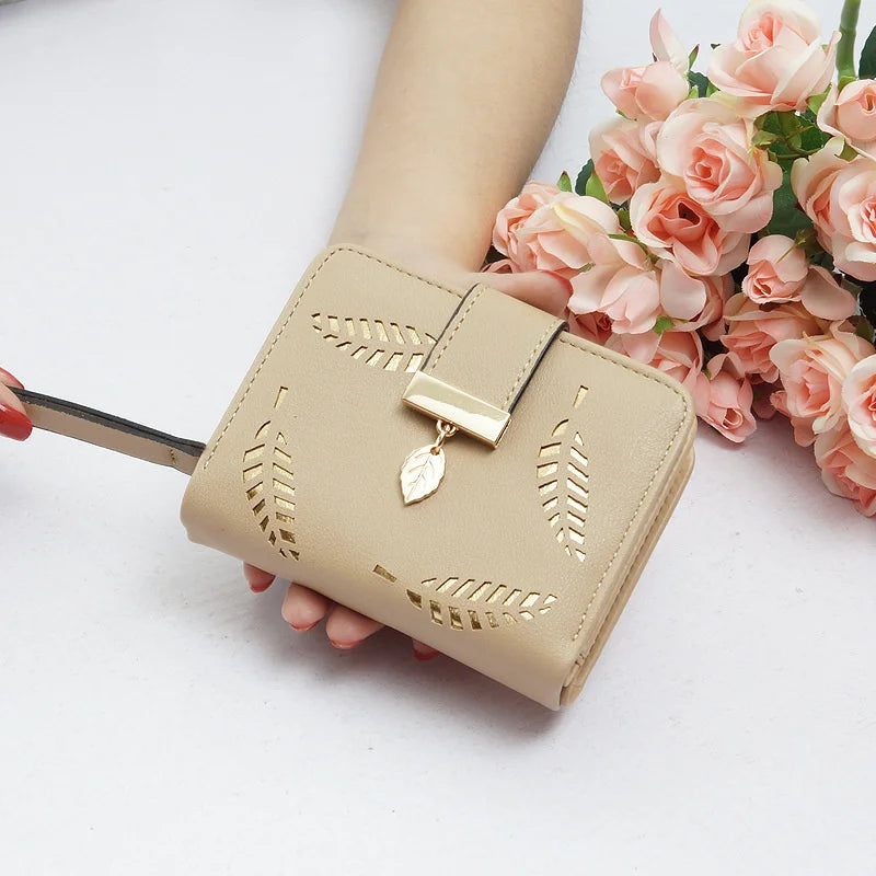 Women's Short Wallet Zipper Wallet Hollowed Out Leaf Small Wallet