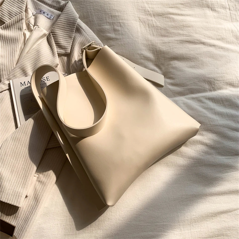Women's Large Capacity Shoulder Bag Soft PU Leather Tote Handbag