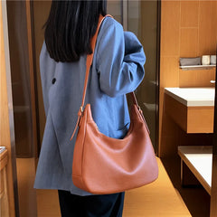 Winter Shoulder Bag Soft Surface PU Leather Big Pockets Adjustable Strap