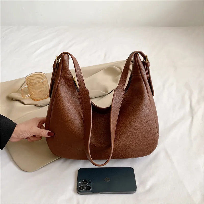 Winter Shoulder Bag Soft Surface PU Leather Big Pockets Adjustable Strap