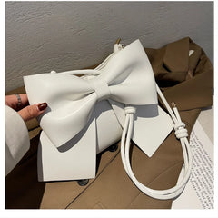 Textured Shoulder Underarm Bag Messenger Bag Ladies Niche Bow Hand Carry Small B