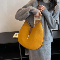 Fashionable PU Leather Shoulder Bags with Tassels