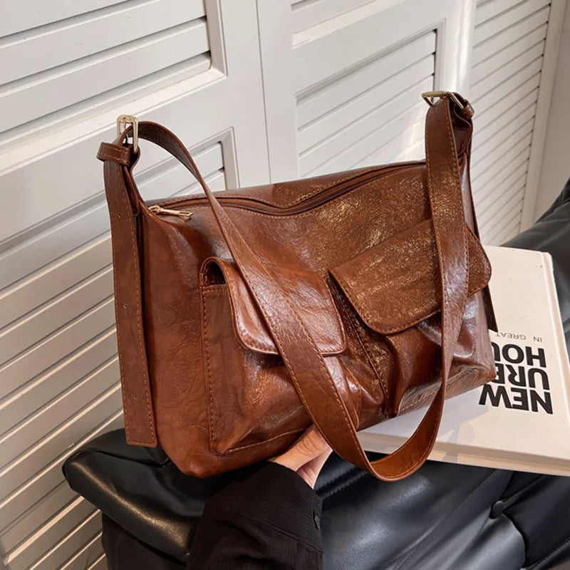 Leisure Women Large Capacity Shoulder Bag Casual Lady Messenger