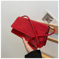 Crocodile Pattern Shoulder Bag for Women - Stylish and Trendy