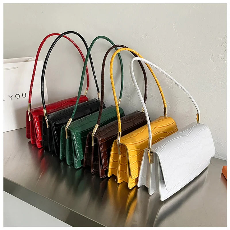 Crocodile Pattern Shoulder Bag for Women - Stylish and Trendy