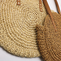 Women's Large Hand-Woven Straw Tote Bag for Beach Holiday
