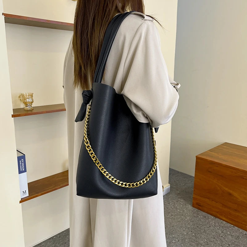 Fashionable Women Shoulder Bag PU Leather Chain Tote