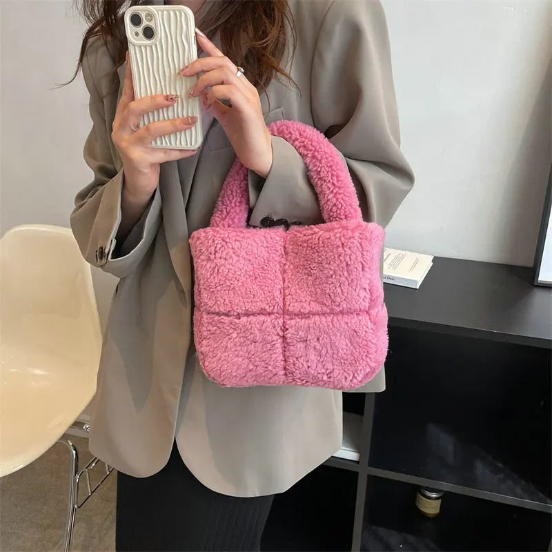Faux Fur Shoulder Bag Women Casual Plush Crossbody Bag Purse Bucket Bag