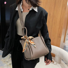 DIY Woven Bag Western Style Ribbon Messenger Bucket Bag