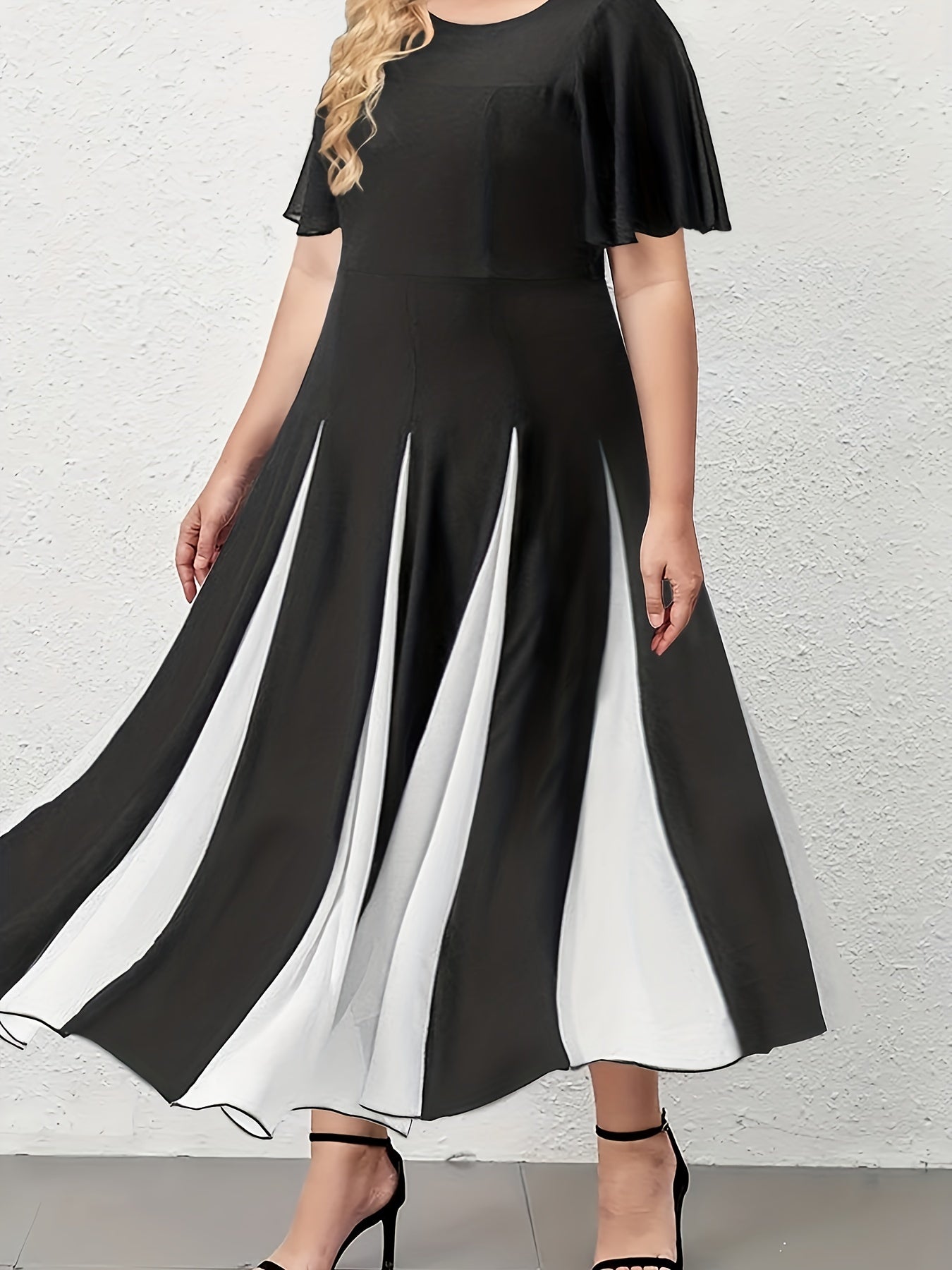  Flutter Sleeve Round Neck A-line Dress