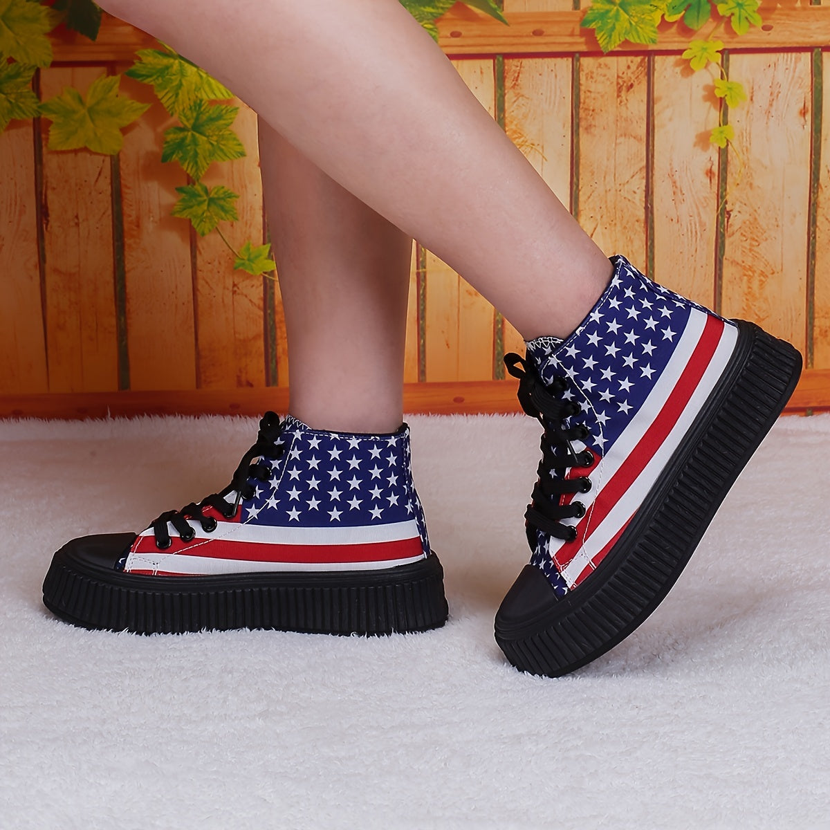Women's Star & Striped Pattern Canvas Shoes Comfortable Lace Up Outdoor Shoes