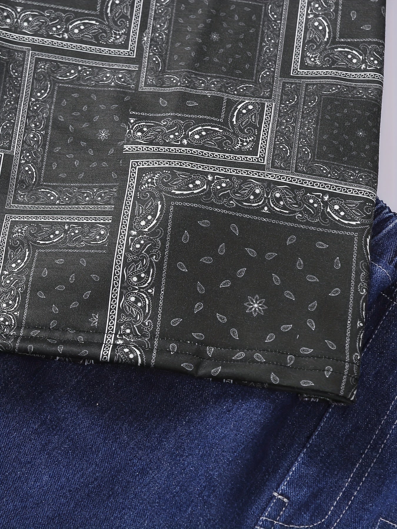 Boys Allover Print Casual Outfit Round Neck T shirt & Denim Shorts Set