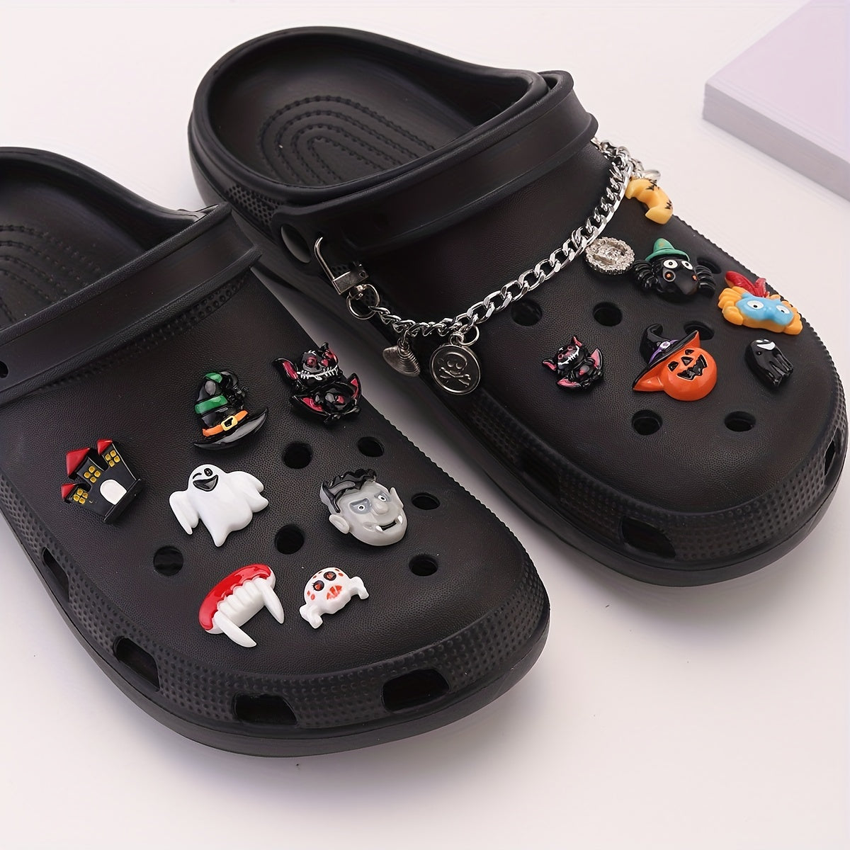 25pcs Halloween Shoe Charms with Chain for Clogs DIY Accessories