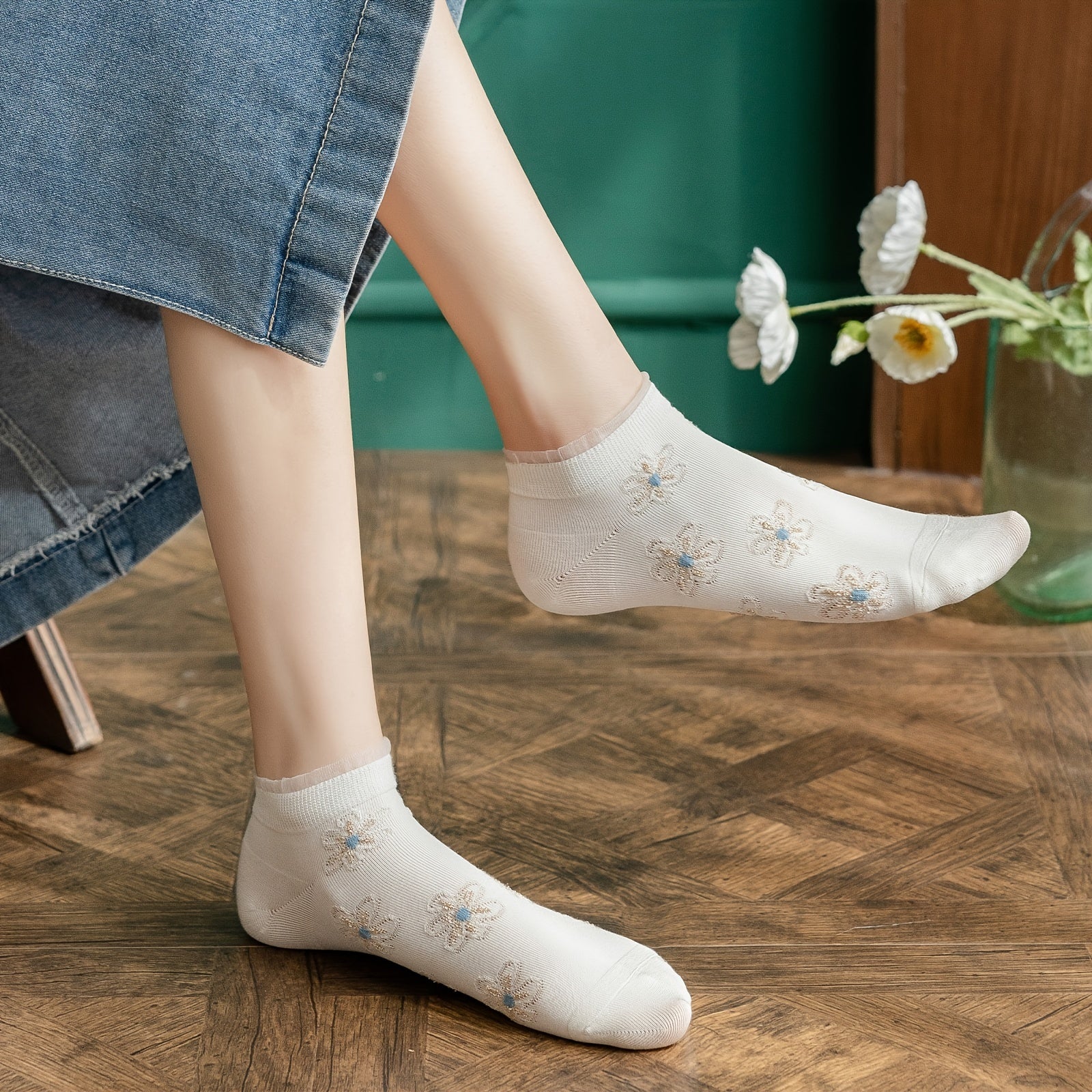 5 Pairs Floral Lace Trim Ankle Socks - Sweet & Stylish Stockings