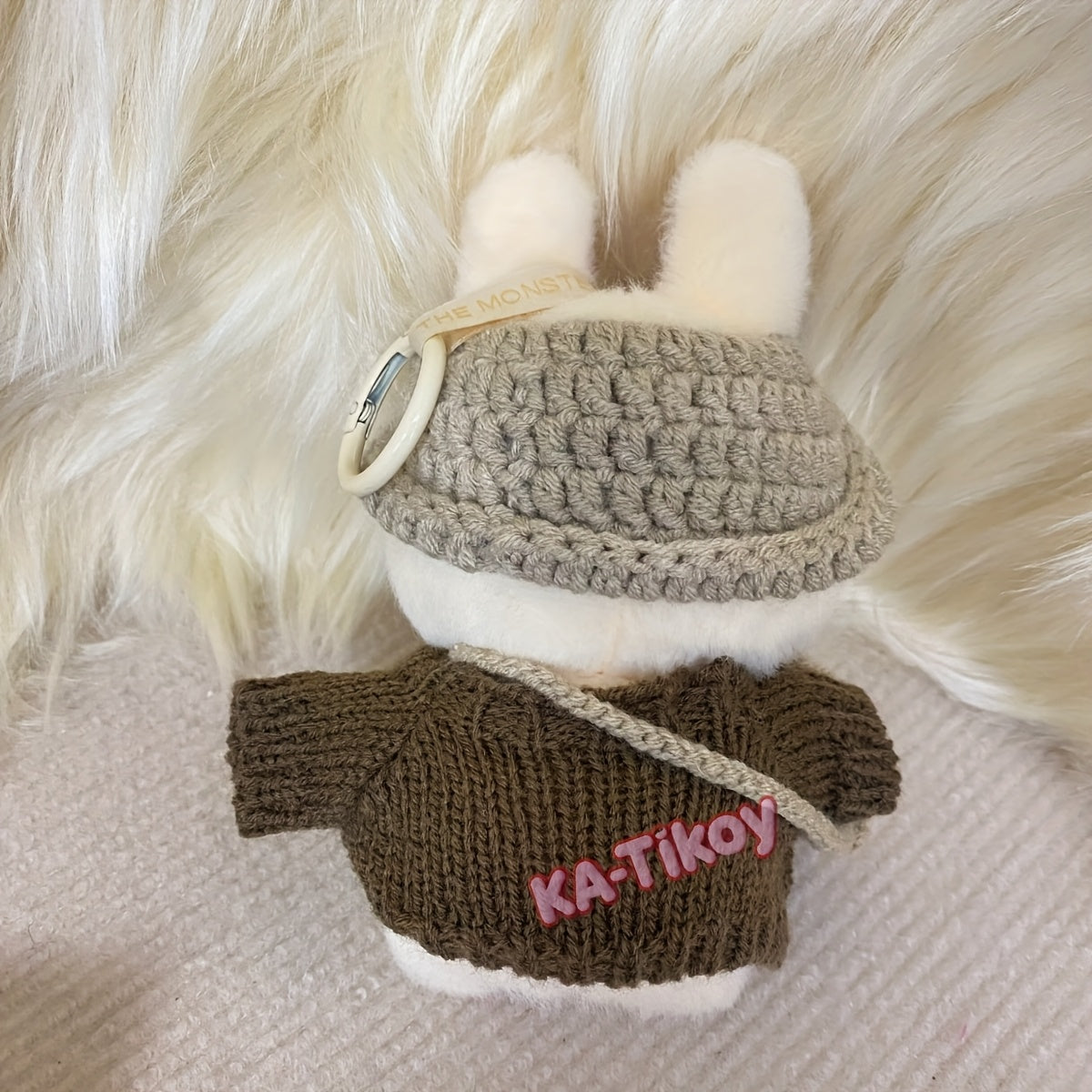 17Cm Doll Clothes Set: Hats, Bags, Clothes - No Dolls