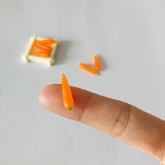 5pcs Realistic Carrot PVC Vegetables for Dollhouses Orange Red with Green
