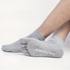 Anti slip Yoga Socks With Gripper Five Toe Socks for Men