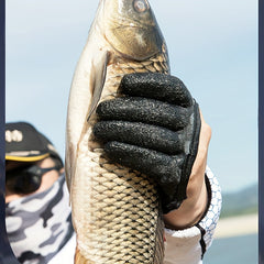 Anti slip Fishing Gloves Waterproof With Magnetic Release Clip