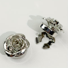 Deluxe Floral Buttons 2pcs Case Stitchless Simulated Flower Sewn Shirt Decor