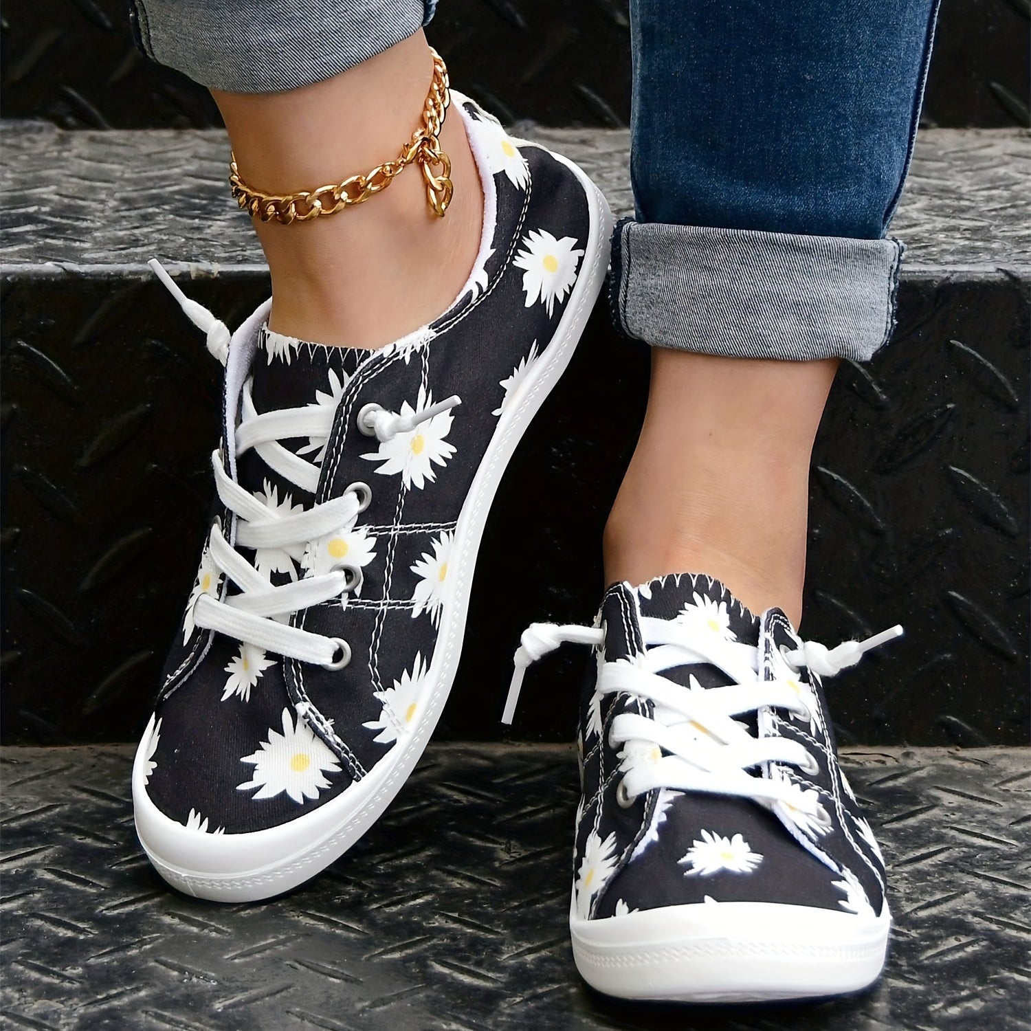 Women's Daisy Canvas Shoes Lace Up Sneakers Walking Flats