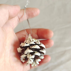 6pcs Christmas Pine Cones Snow Tipped Natural Pine Cone String Decoration