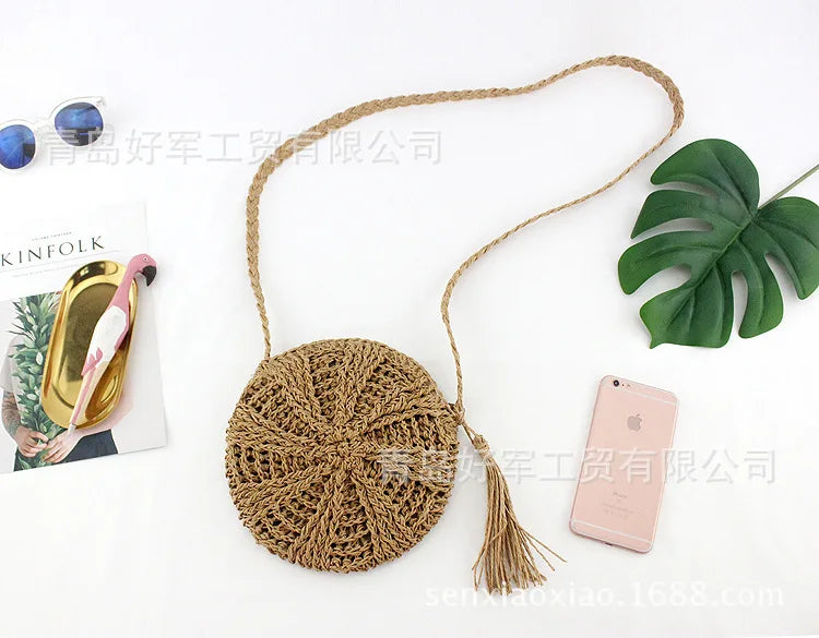 Small Straw Coin Purse Bag with Tassel, Weave Design, Casual Style
