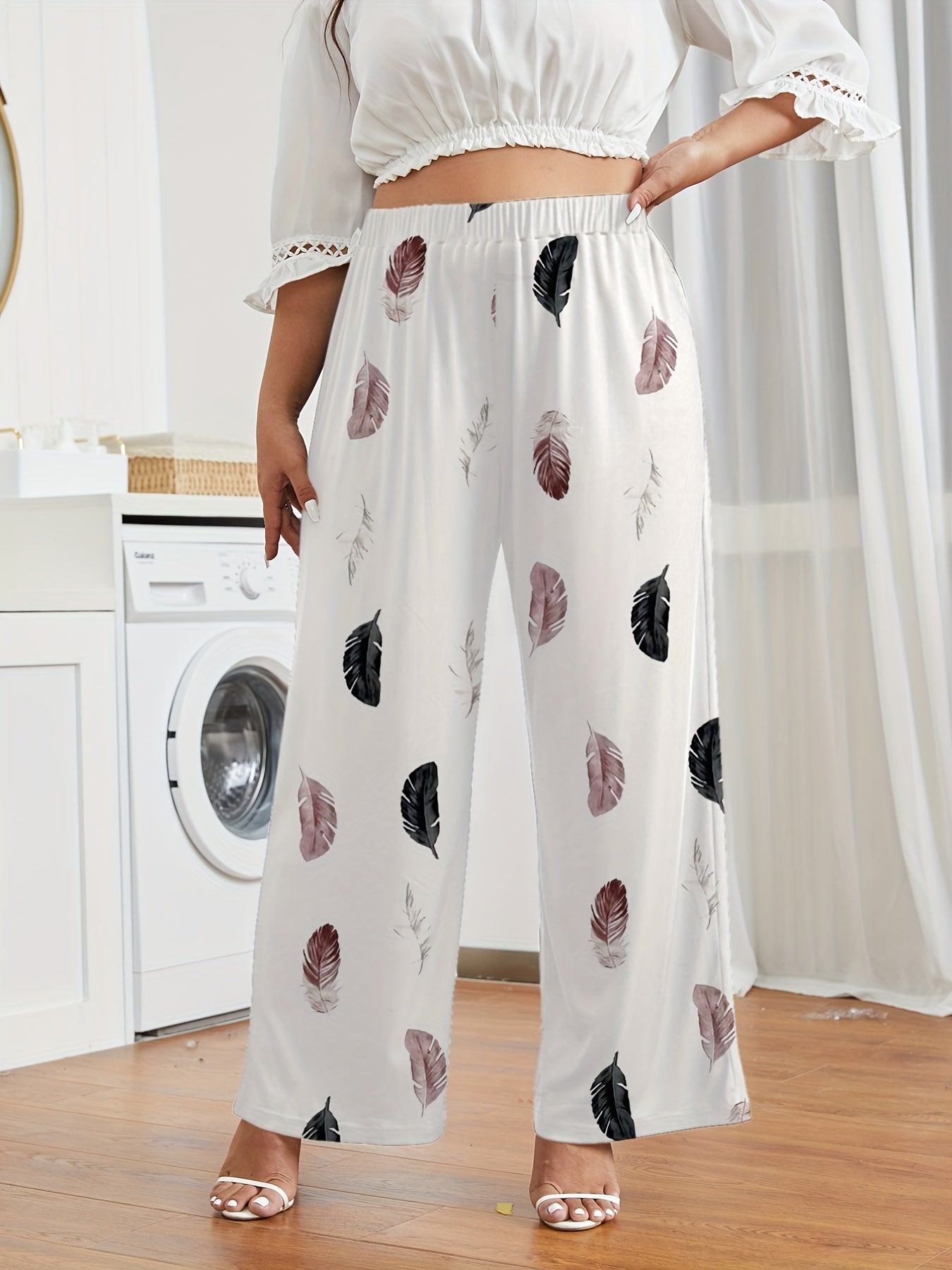 Women's Plus Feather Print High Rise Wide Leg Pants