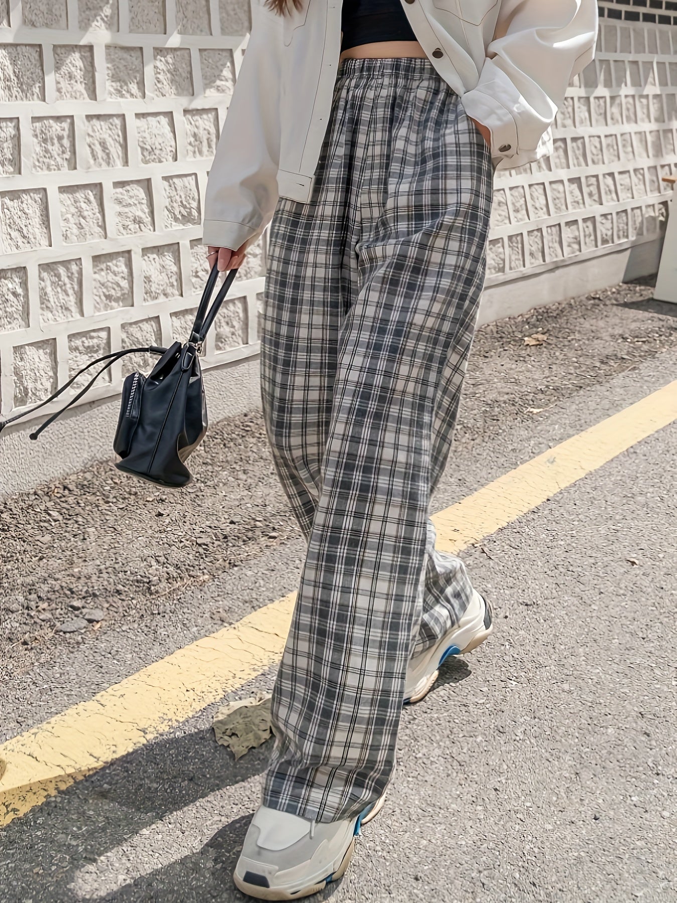 Women's Plus Plaid Wide Leg Trousers With Pockets