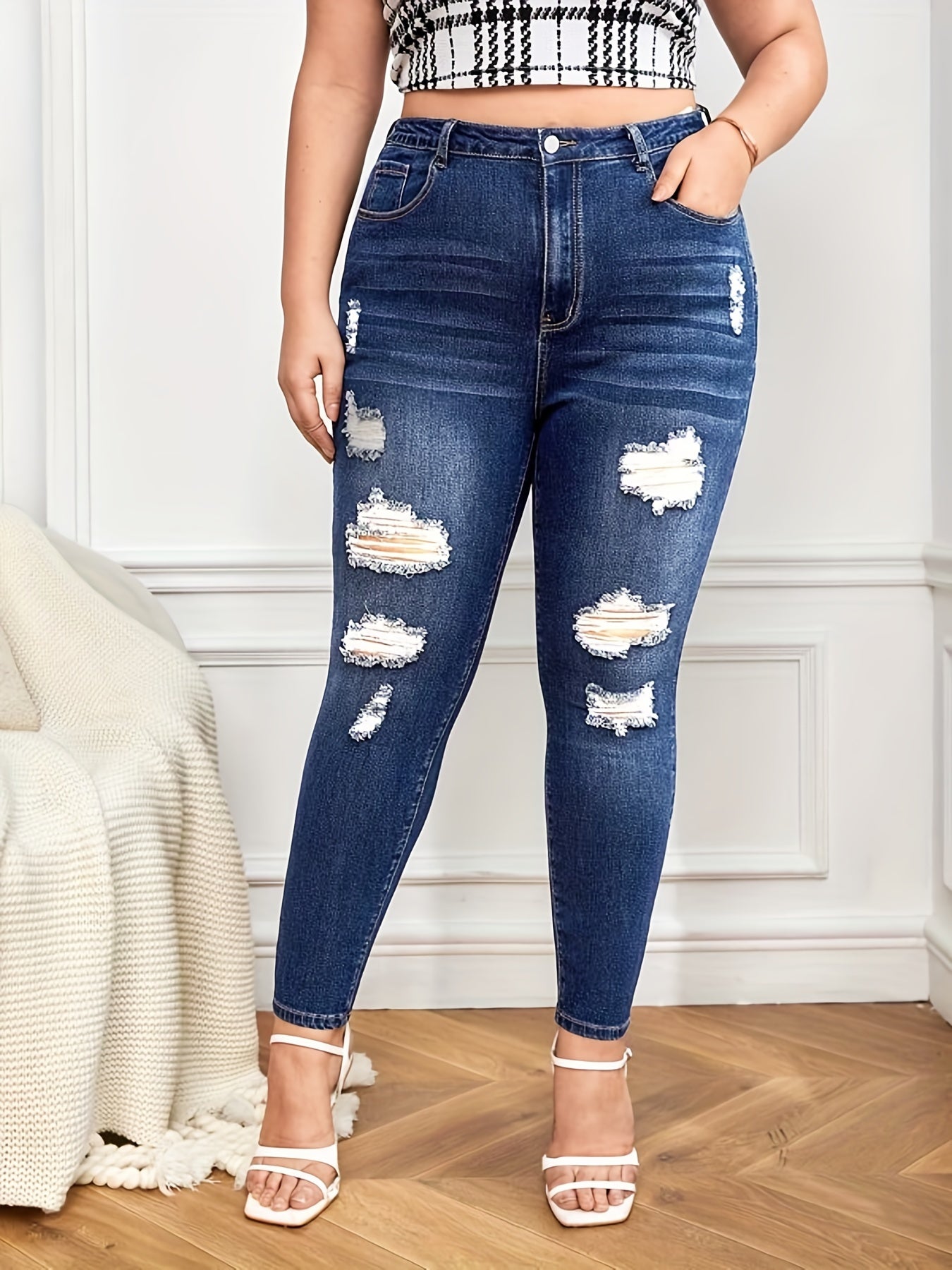  High Rise Ripped Skinny Jeans