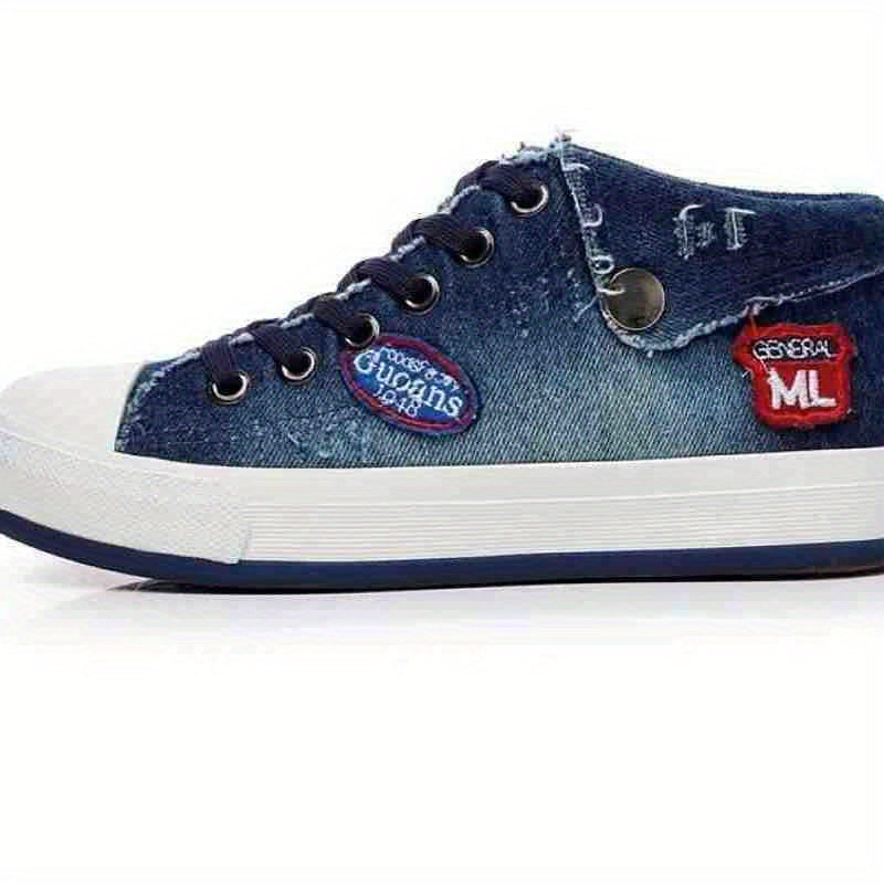 Women's Letter Decor Canvas Shoes Casual Lace Up Outdoor Sneakers