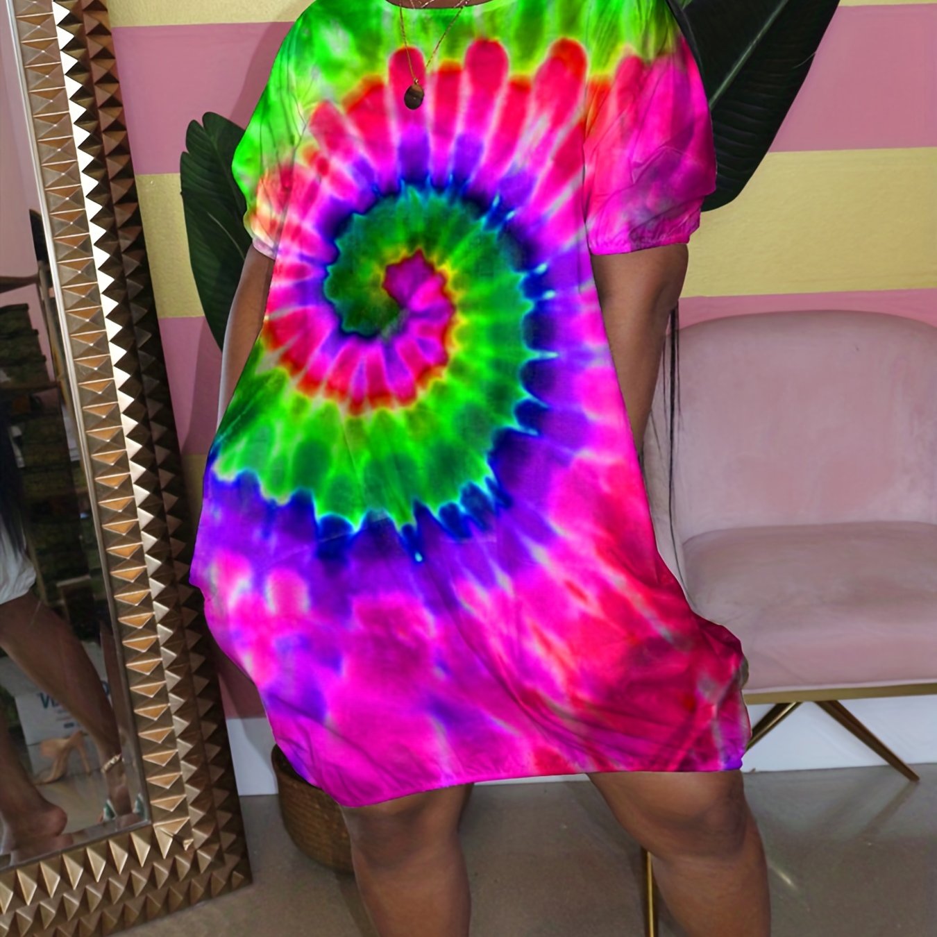  Tie Dye Short Sleeve Round Neck Dress
