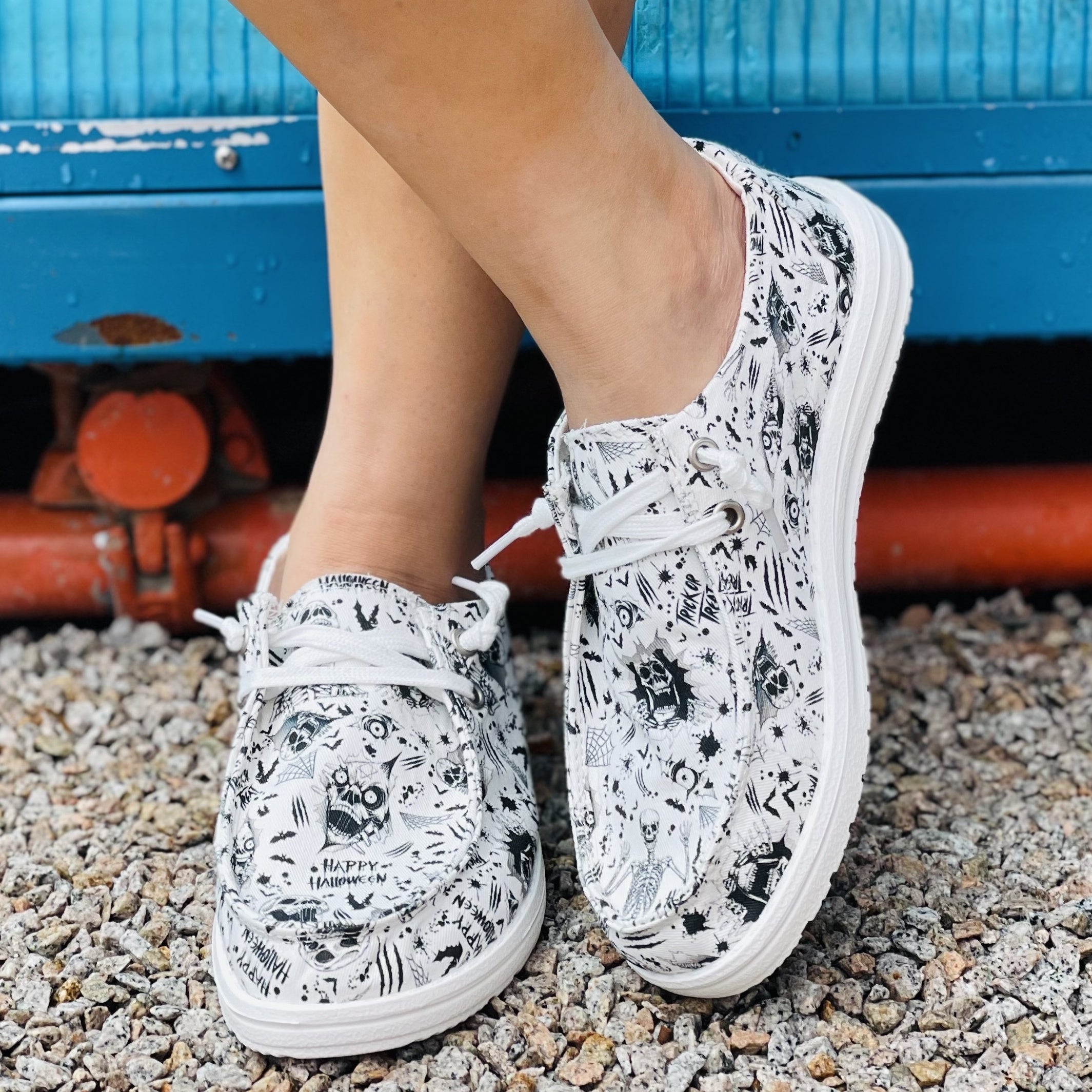 Skull Pattern Flat Shoes Slip On Canvas Casual Hallow