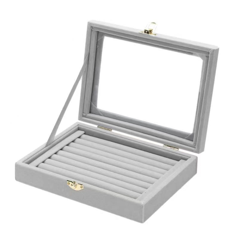 img_5692577
