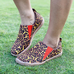 Leopard Pattern Canvas Slip On Round Toe Shoes