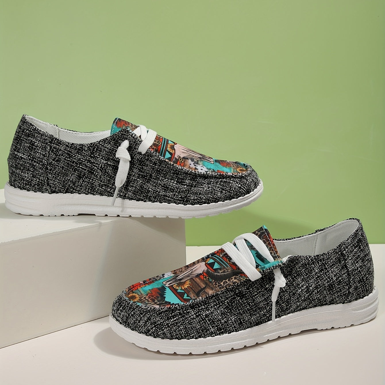 Cow Head Canvas Shoes Low Top Lace Up Walking Shoes