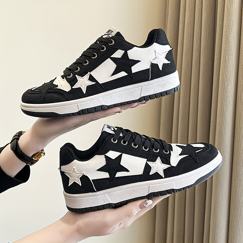 Women's Star Pattern Skate Shoes Lace Up Outdoor Casual Sneakers
