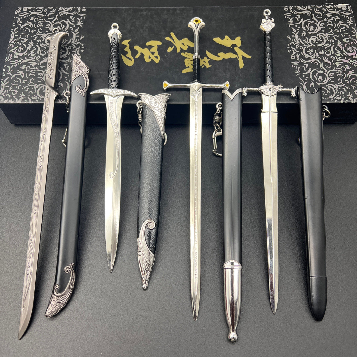 Mini Metal Sword Model Toy Game Desk Keychain Collection Gift