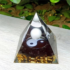 Natural Crystal Stone Pyramid Healing Energy Reiki Chakra Meditation
