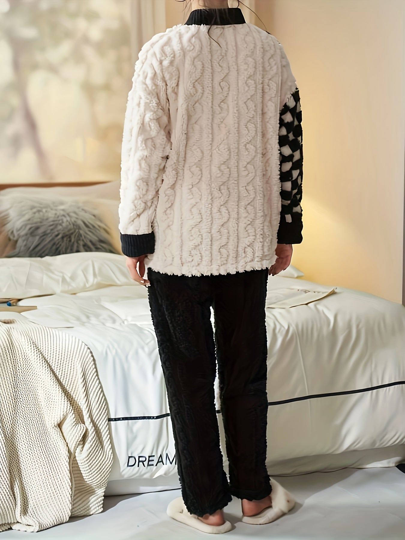 Cartoon Bear Pajama Set Long Sleeve Fuzzy Top & Pants