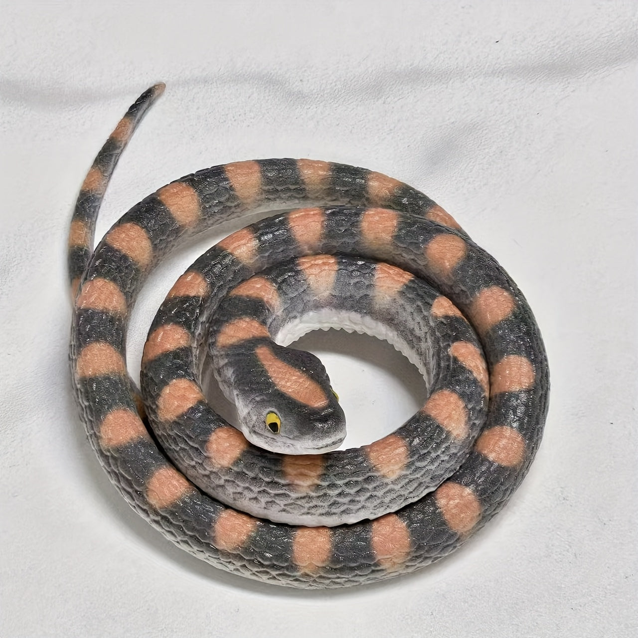 Realistic Soft Rubber Snake for Pranks Halloween Costumes Reptile Enthusiasts