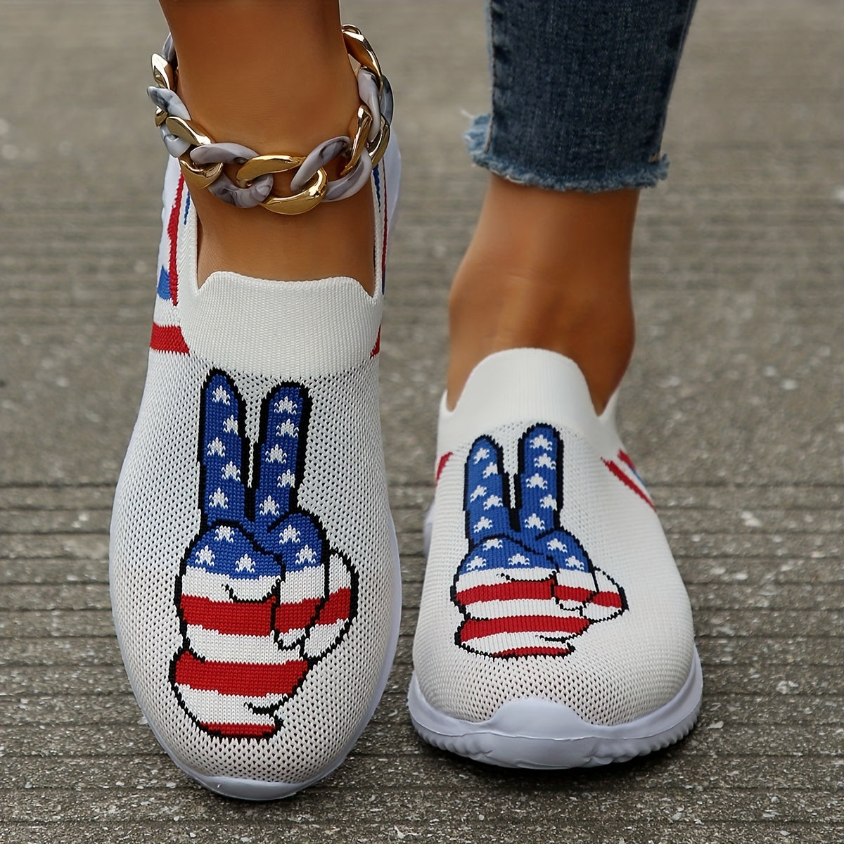 Women's Victory Gesture Graphic Walking Shoes Patriotic Casual Sneakers