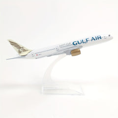 Boeing 787 Cathay Gulf Air 1:400 DieCast Model Kit