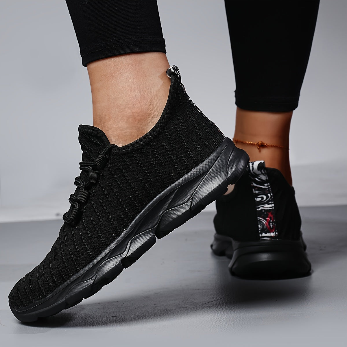 Breathable Mesh Flying Woven Shoes Lightweight Outdoor Sneakers