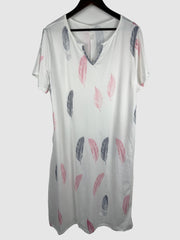 Feather Print Short Sleeve Dress With Pockets