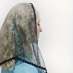 Tulle Veil with Lace Trim and Sequin Print for Weddings