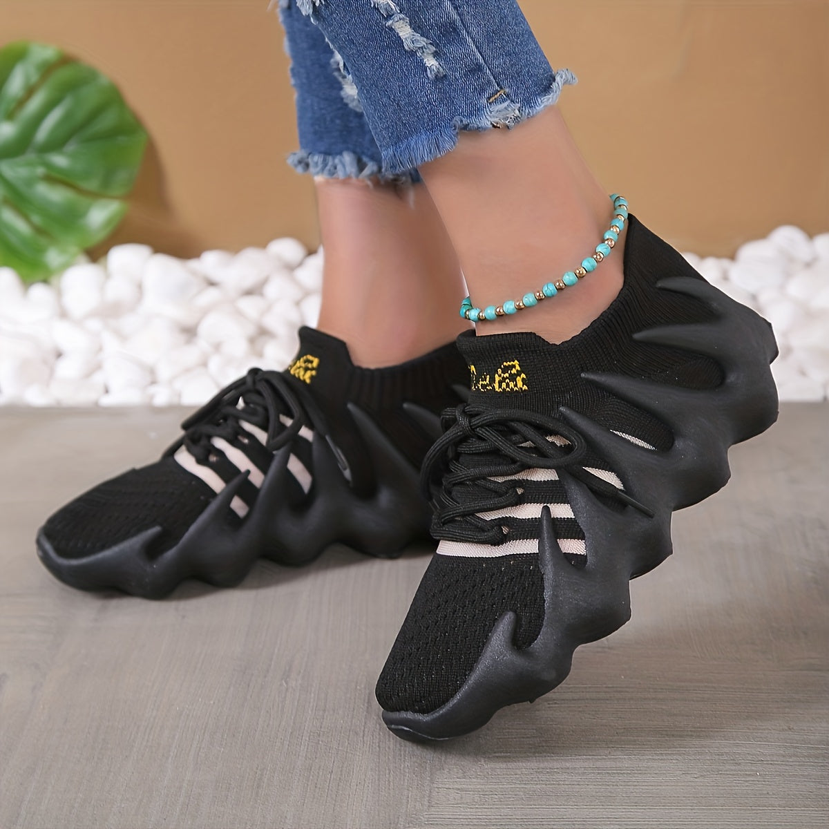 Women's Plaid Pattern Sneakers Low Lace Up Mesh Shoes
