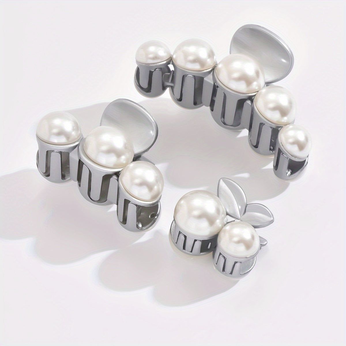 Geometric Faux Pearl Hair Claw for Women