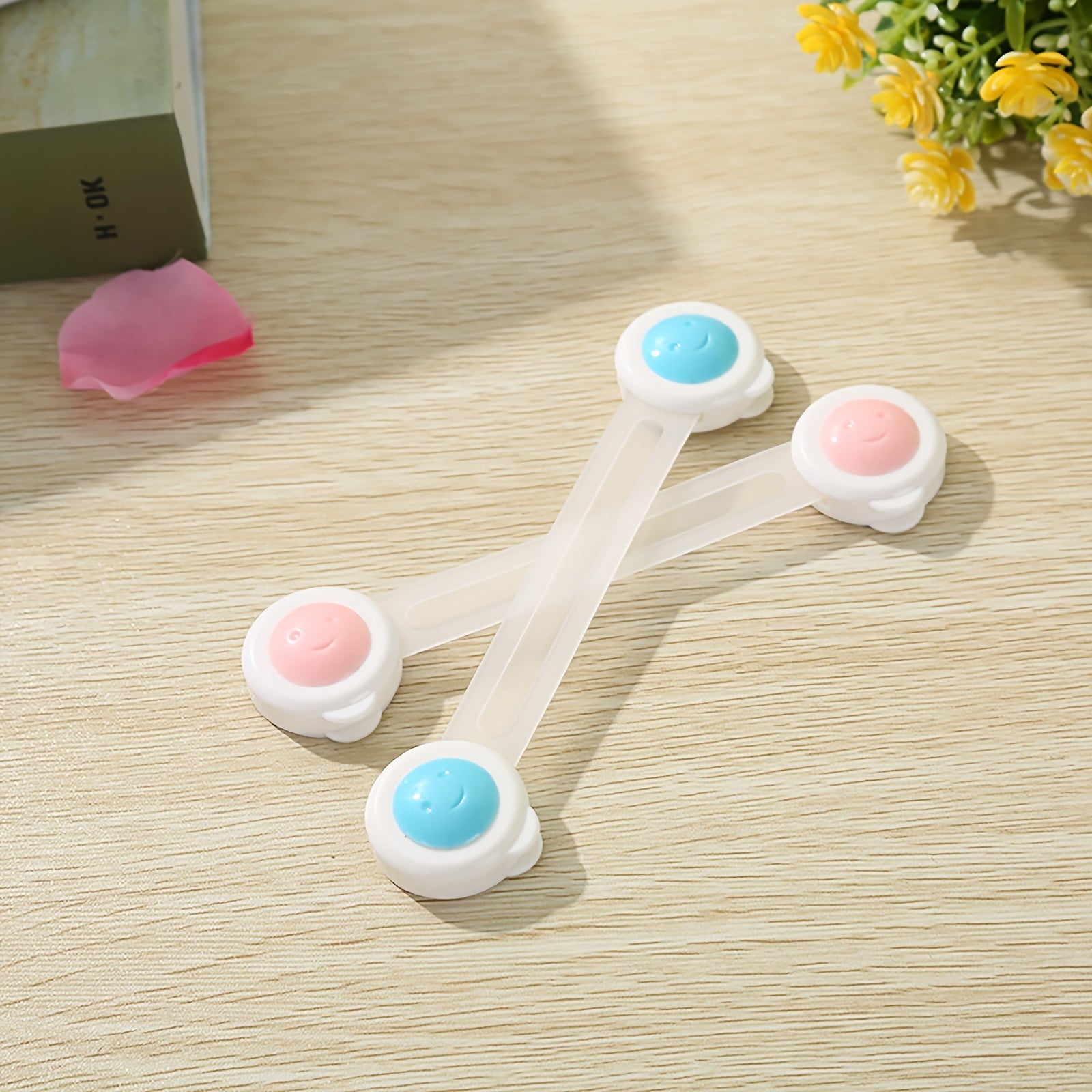 2pcs Child Safety Lock Smiling Face Style Drawer Lock