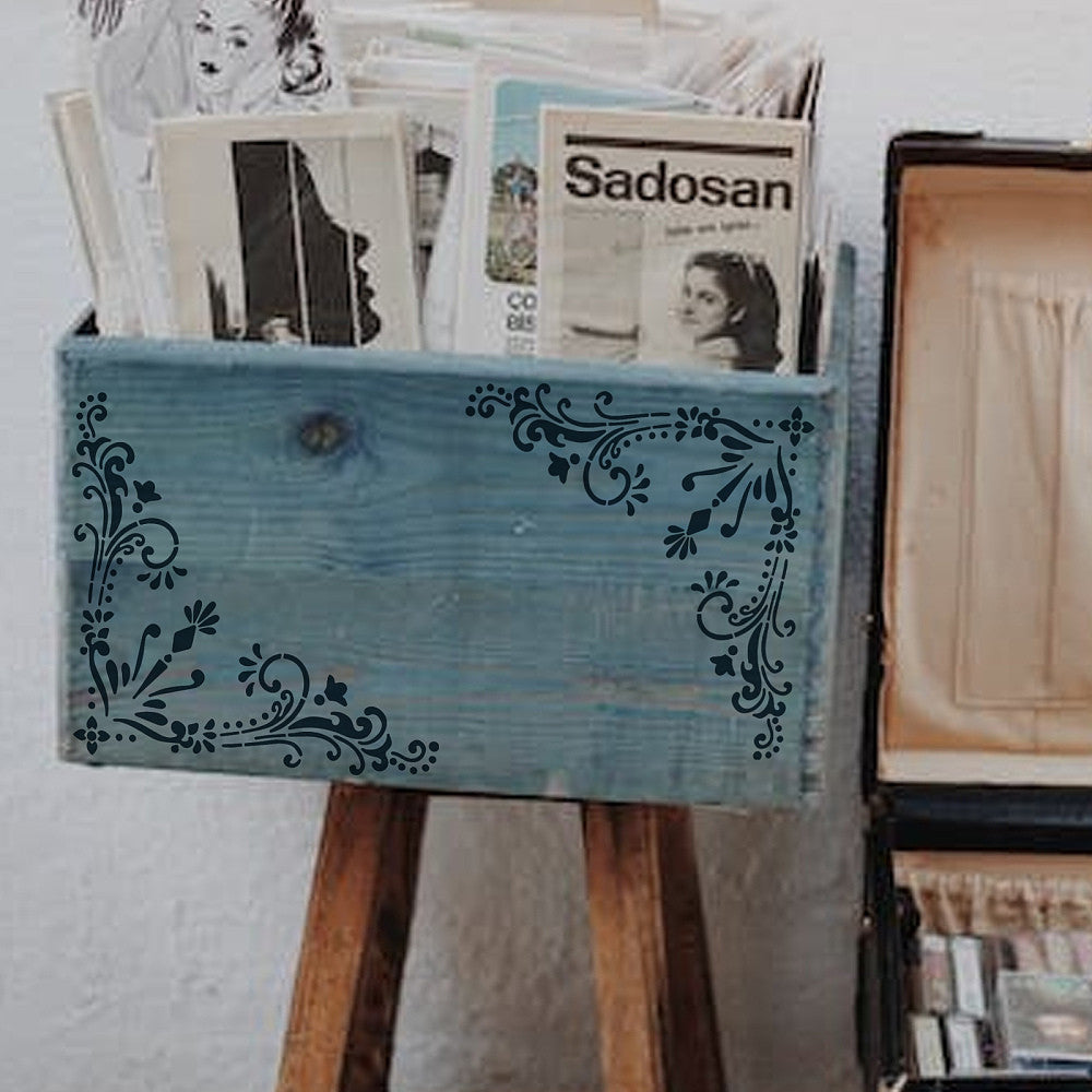 Retro Corner Painting Stencils Set with Paint Brush
