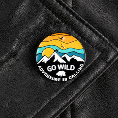 Sunset Snow Mountain Flying Bird Brooch Alloy Enamel Cowboy Badge